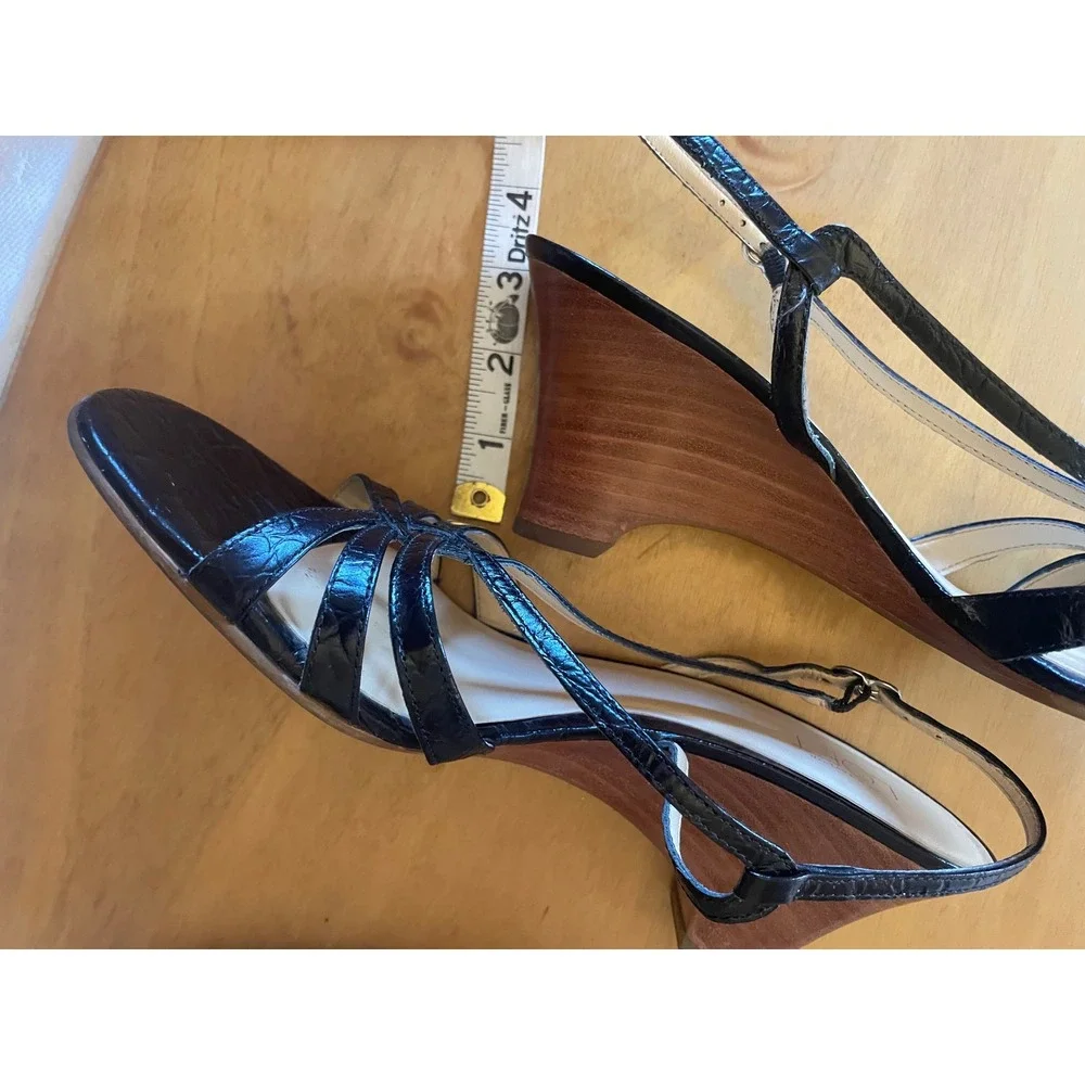 Ann Taylor LOFT Black Croc Embossed Leather Wooden Wedge Sandals Womens 9M